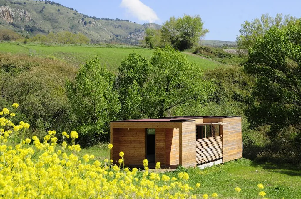 BUNGALOW CAPACITY 3 Room, Il Bevaio Di Corleone, Catania