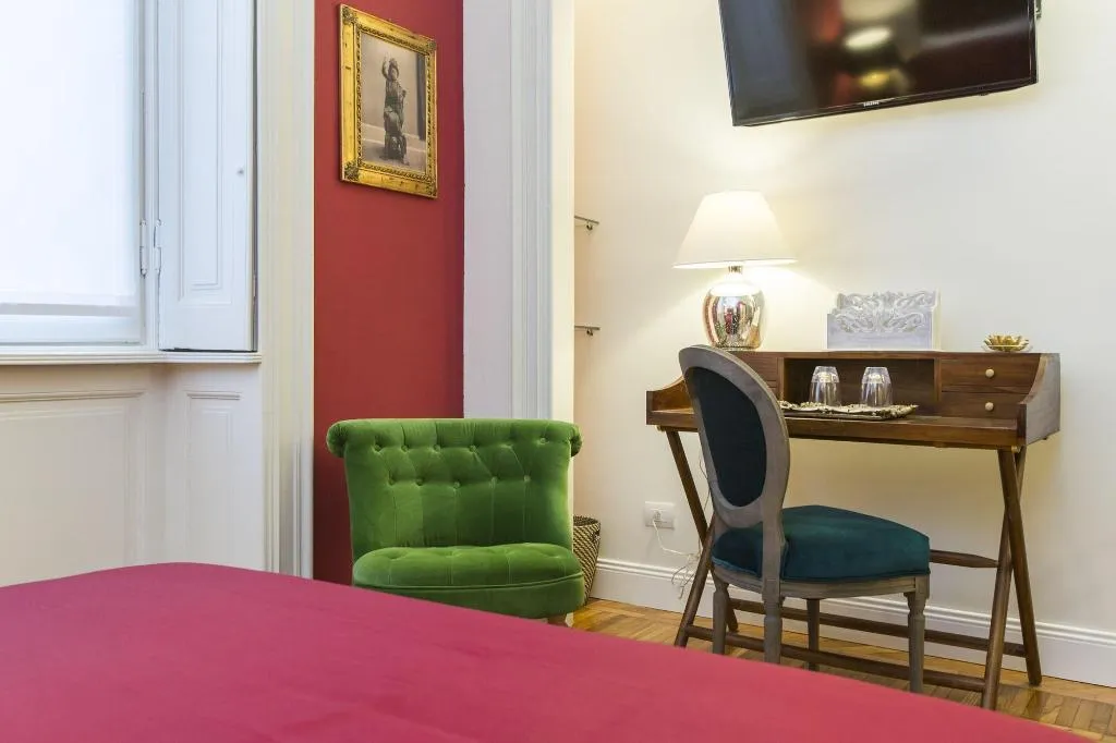 Room, Household - Settembrini 17, Milan