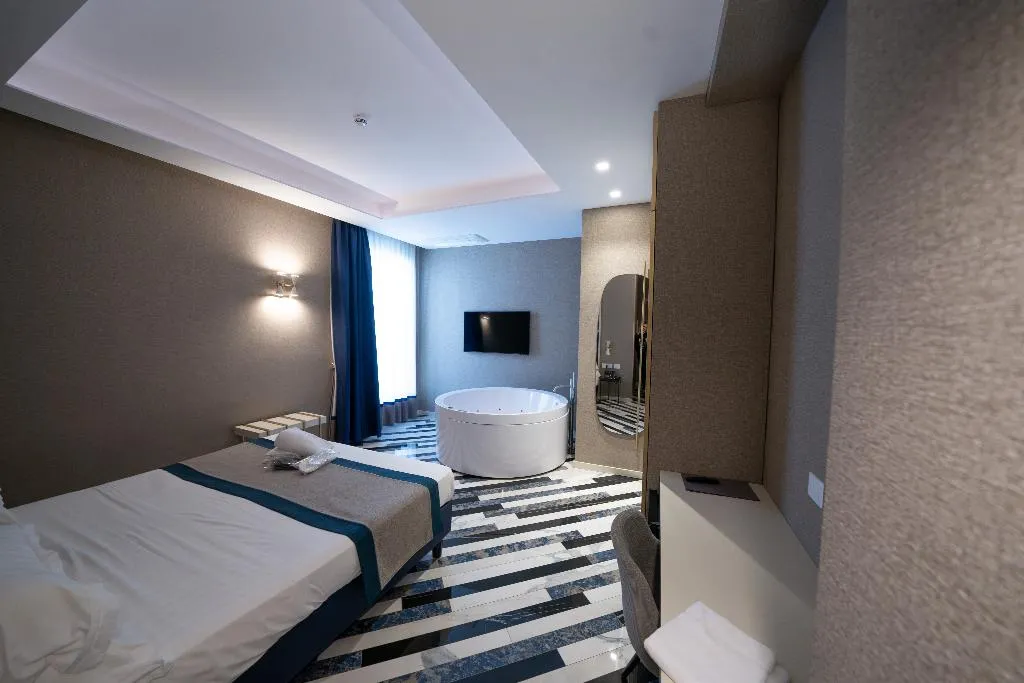 DOUBLE DELUXE WITH JACUZZI Room, Cala Moresca-Anima Mediterranea, Naples