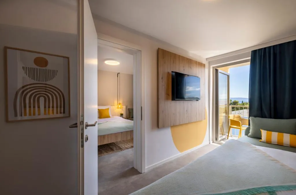 DOUBLE SUPERIOR WITH BALCONY Room, Sunny Makarska by Valamar, Split