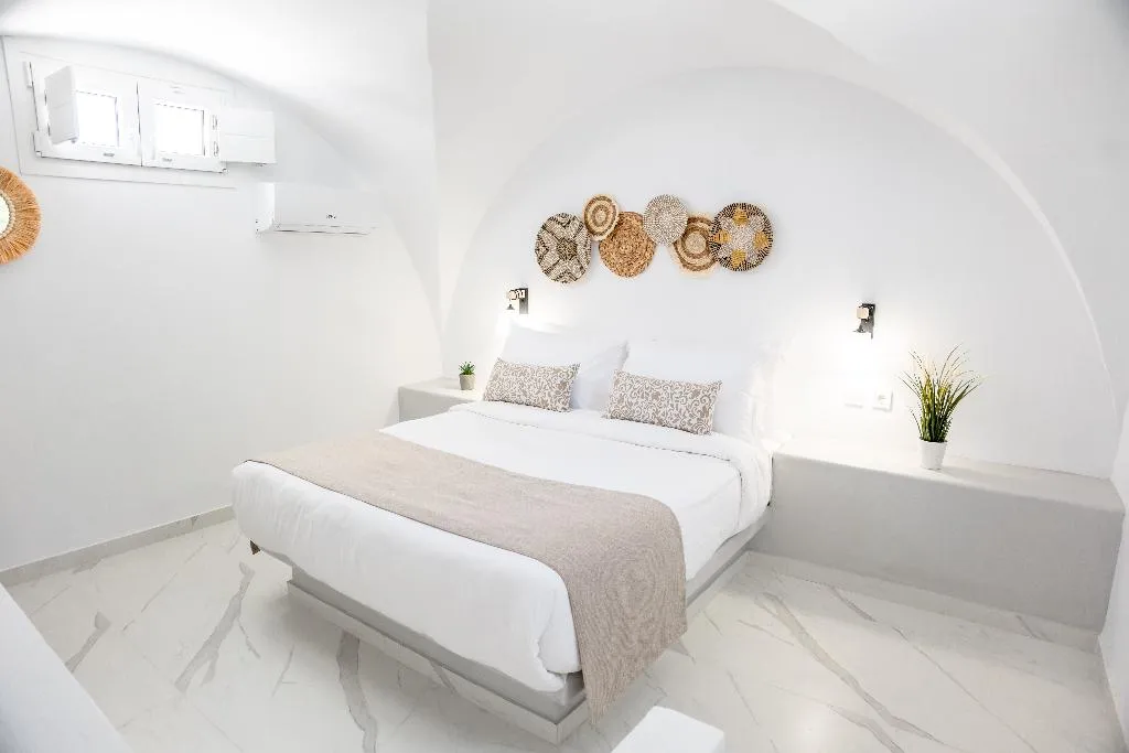 QUADRUPLE LOFT Room, Kýma Perissa, Santorini