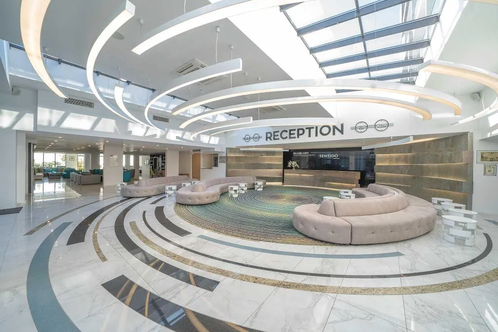 Lobby, Sentido Marea, Varna
