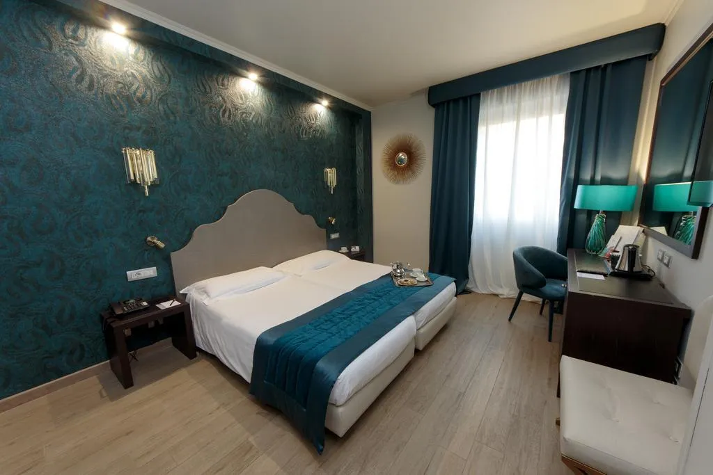 DOUBLE PREMIUM Room, Grand Hotel Palatino, Rome