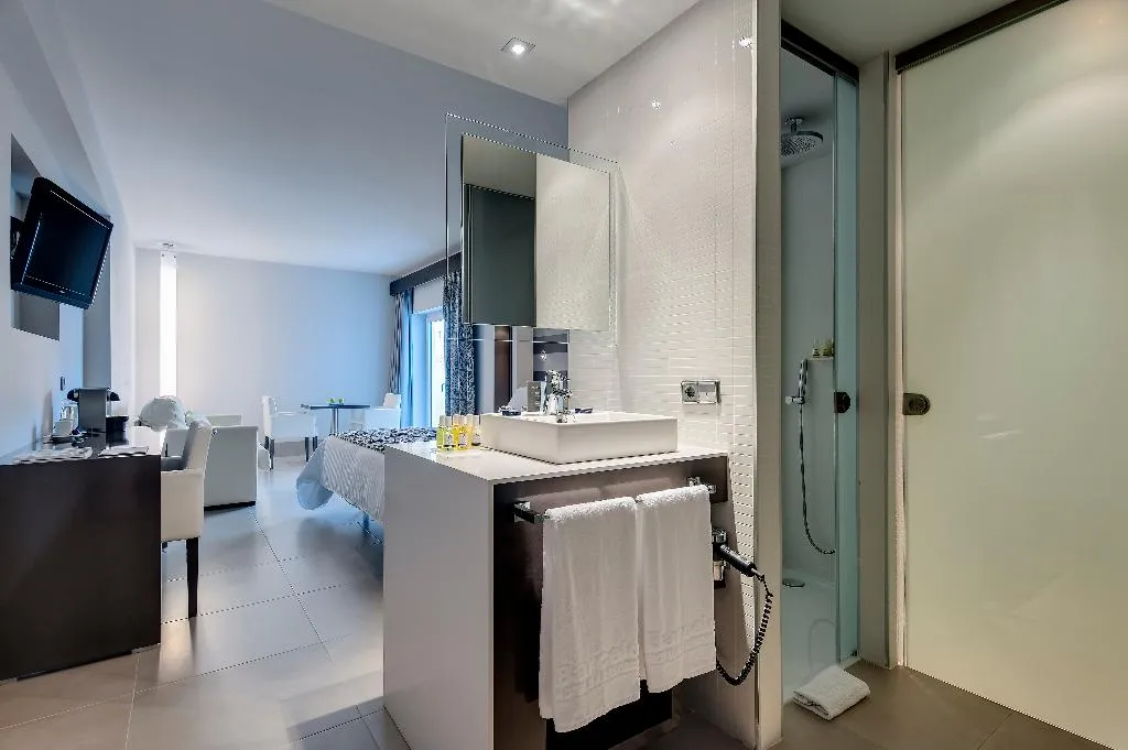 JUNIOR SUITE STANDARD Room, Barceló Hamilton Menorca -Adults Only, Menorca