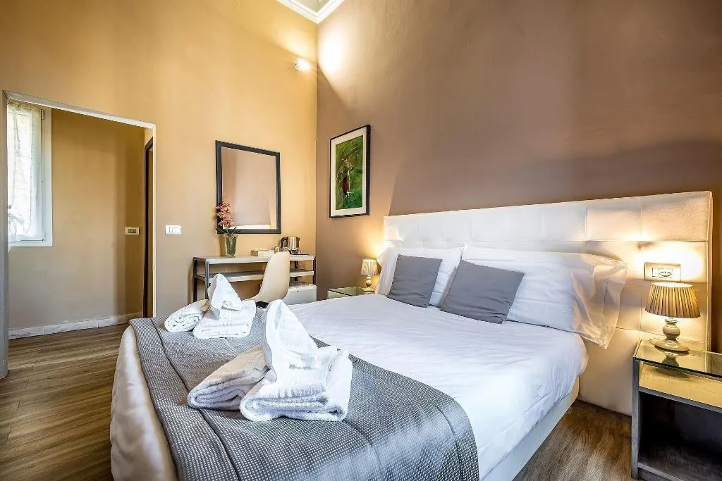 Room, B&B My Way, Florence