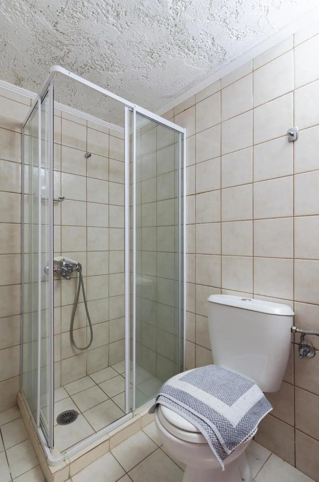 Room, Keramos, Crete
