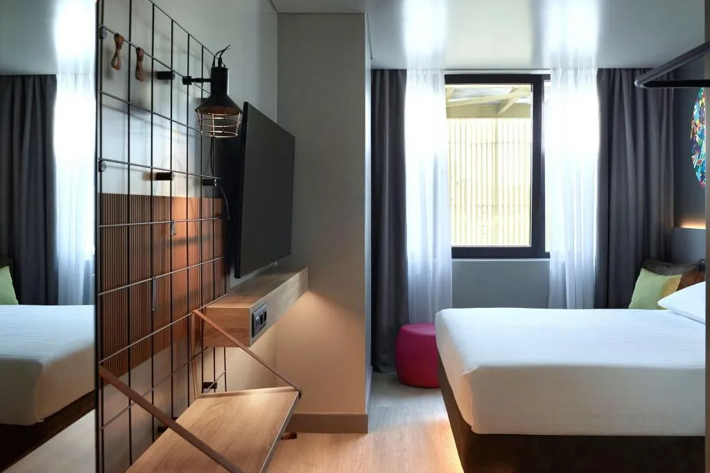 Room, Moxy Athens City, Athens