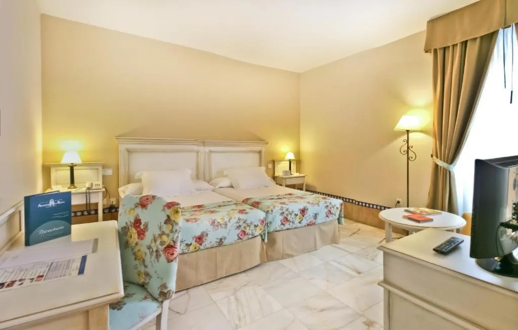 DOUBLE DELUXE Room, Alcazar de la Reina, Seville