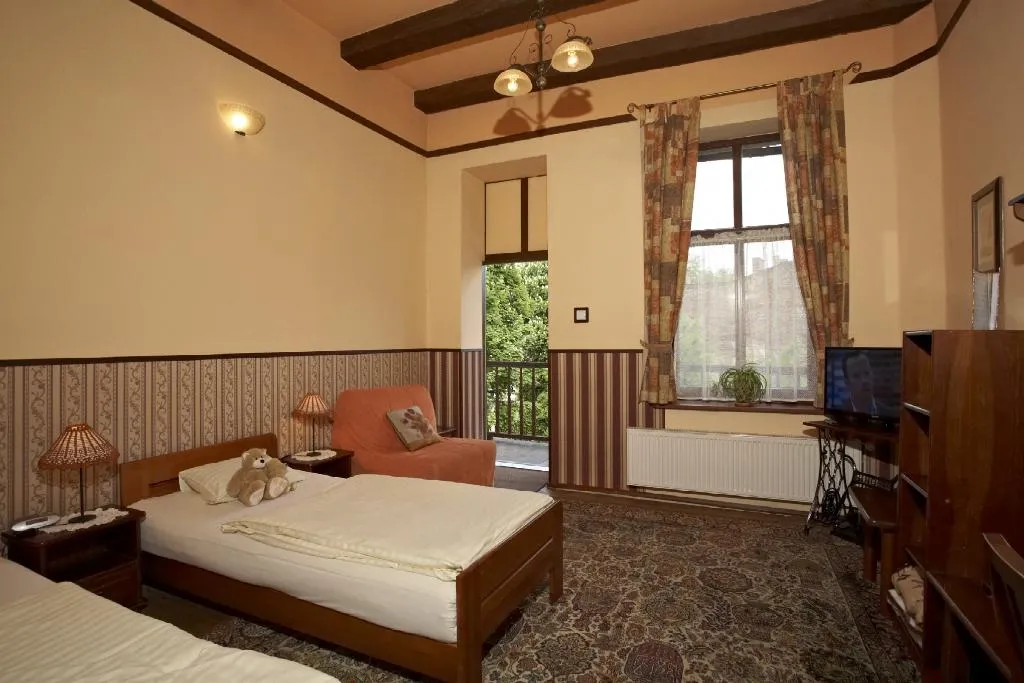 Double or Twin STANDARD Room, Globtroter Guest House, Krakow