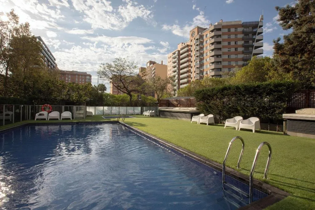 Pool, Primus Valencia, Valencia