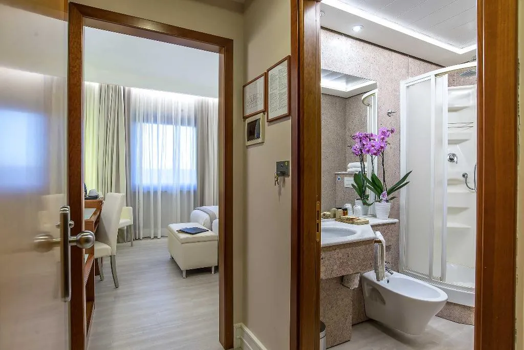 Double or Twin SUPERIOR Room, La Giocca Hotel, Rome