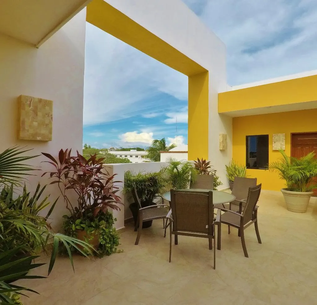 Terrace, Las Golondrinas, Playa Del Carmen
