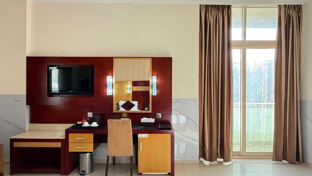 SUITE EXECUTIVE Room, Phoenix Hotel, Dubai
