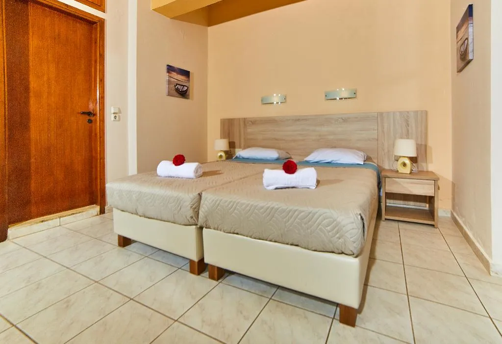 STUDIO CAPACITY 3 Room, Villa Diasselo, Crete