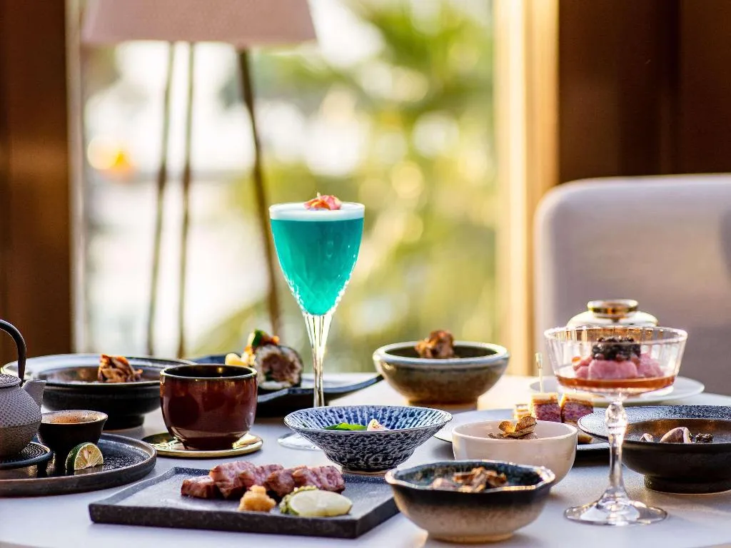 Restaurant, Banyan Tree Dubai, Dubai