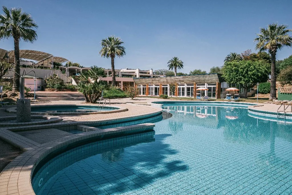 Pool, MClub Alicudi, Catania