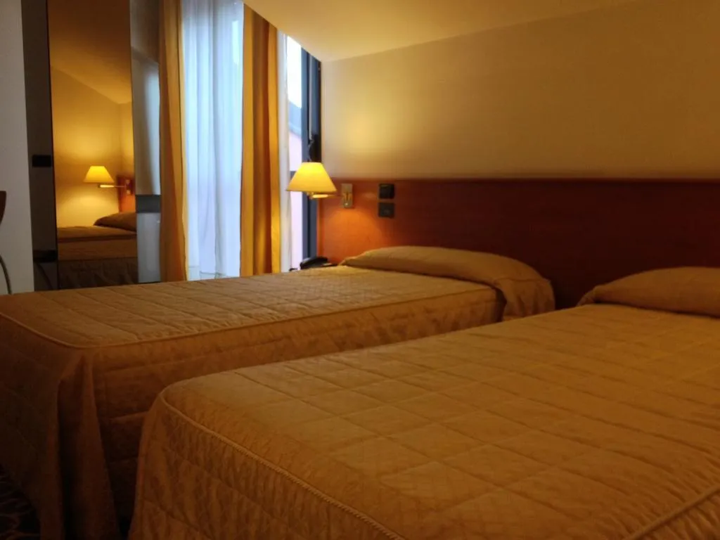 General view, Motel Europa, Milan