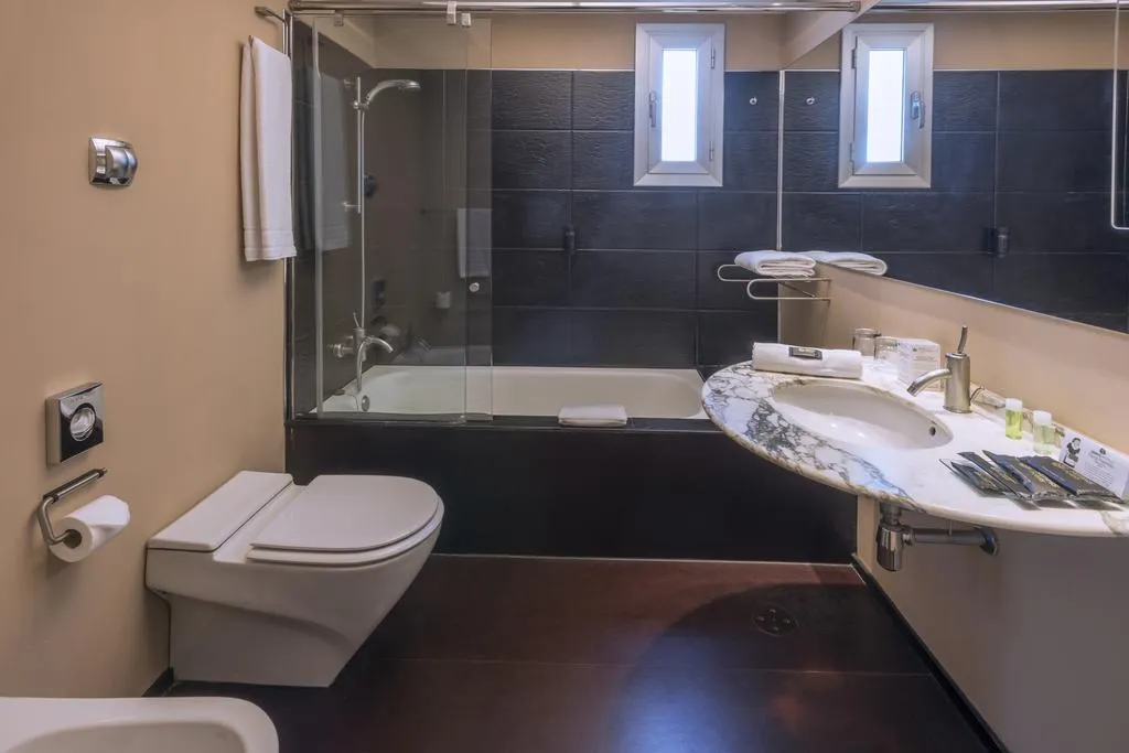 DOUBLE ECONOMY Room, Serhs Rivoli Rambla, Barcelona