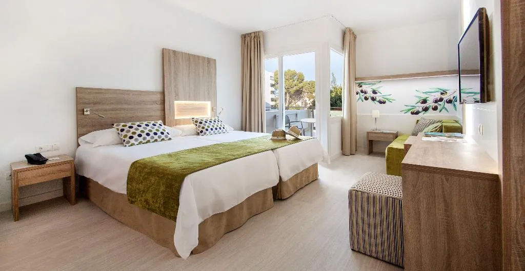 Room, Globales Hotel Maioris, Majorca