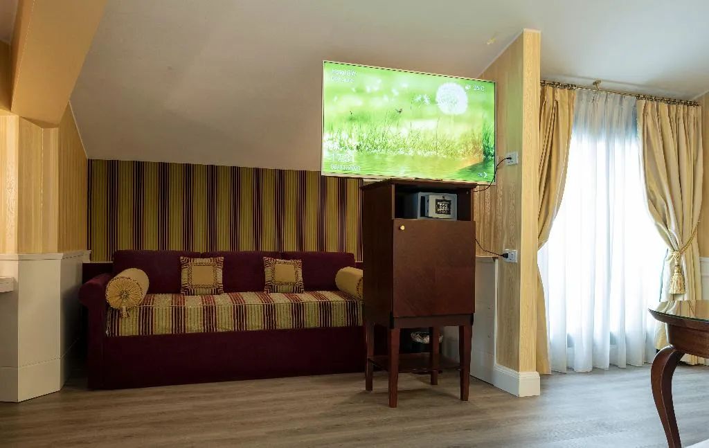 LODGE CLASSIC Room, c-hotels Concorde Milano, Milan