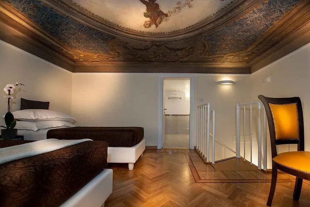 Room, Dve Suite Rome, Naples