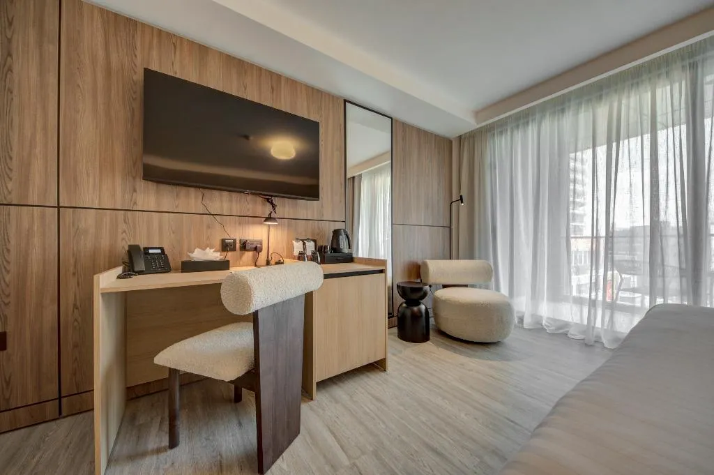 Double or Twin SUPERIOR WITH BALCONY Room, Noru Hotel, Malta