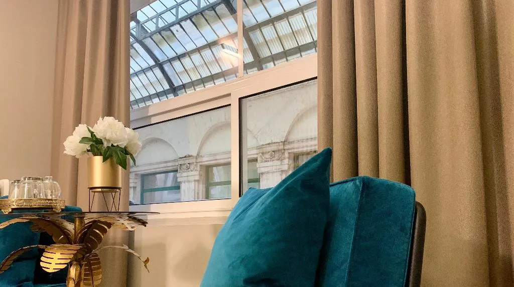 JUNIOR SUITE WITH VIEWS Room, Intomilan Aparthotel Galleria Duomo, Milan