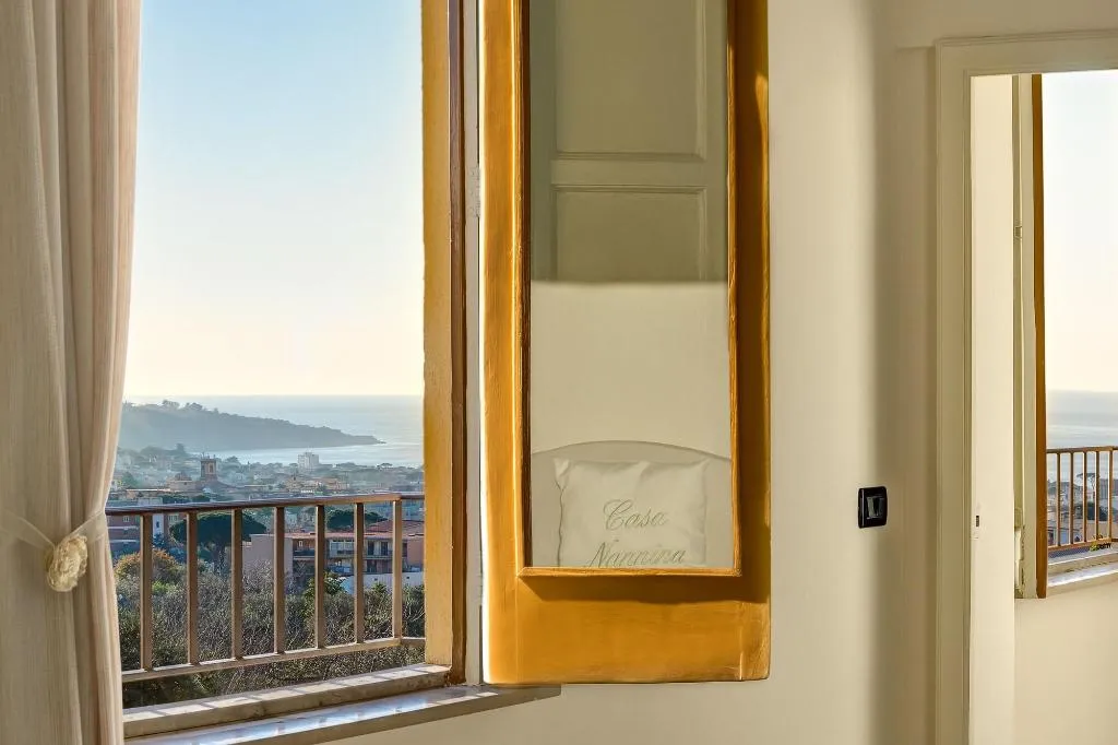 Room, Casa Nannina, Naples