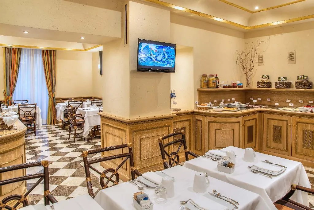 Restaurant, River Palace Hotel, Rome