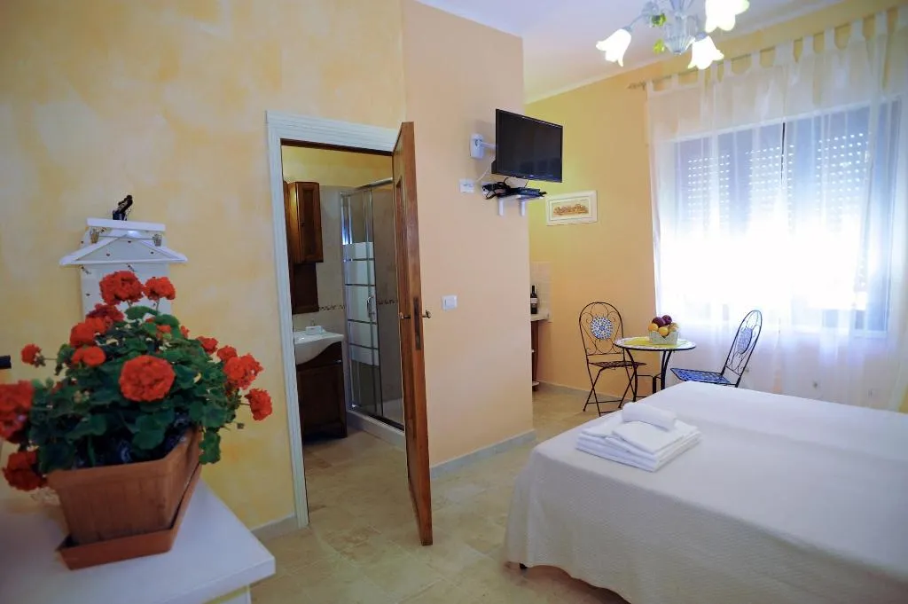 Room, B&B I Gerani, Alghero