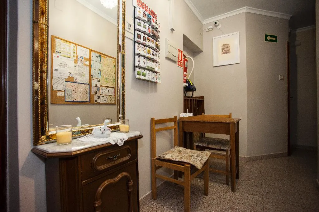 Lobby, Hostal Las Murallas, Madrid