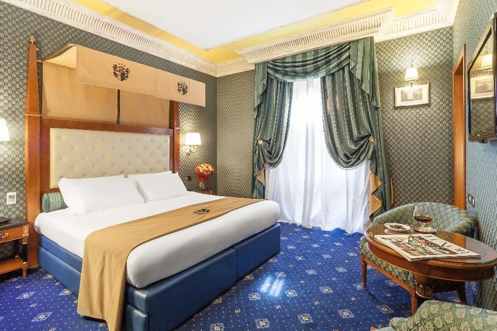 TRIPLE DELUXE Room, Hotel Manfredi Suite In Rome, Rome
