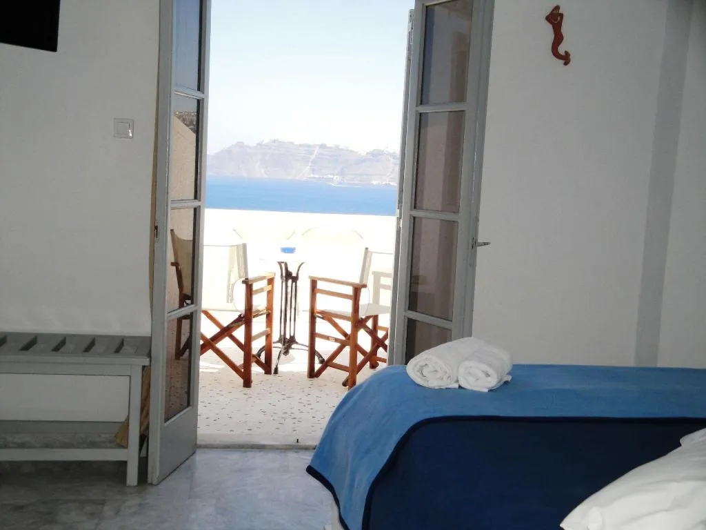 Room, Kokkinos Villas, Santorini