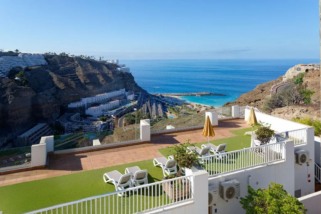 Terrace, Servatur Altamadores, Gran Canaria
