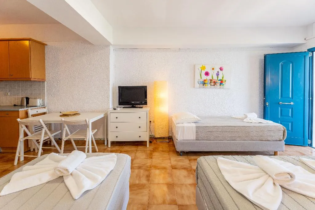 STUDIO SEA VIEW CAPACITY 4 Room, Metaxatos Apartments, Kefallinia