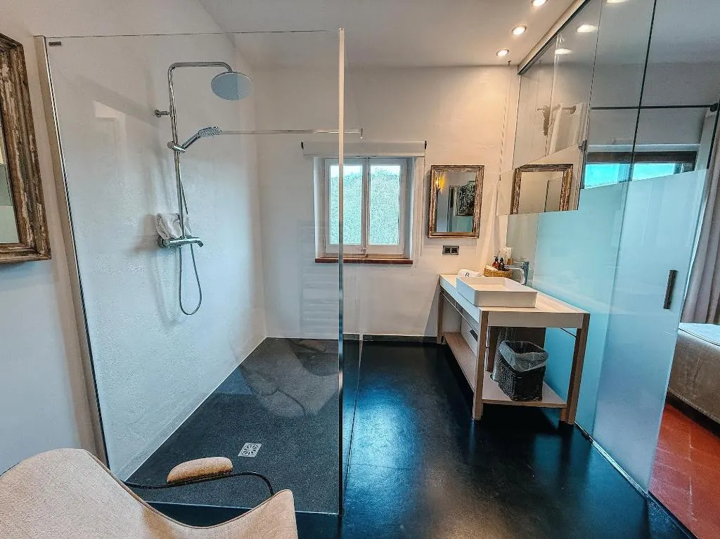 DOUBLE STANDARD Room, Finca Bell-Lloc, Costa Brava