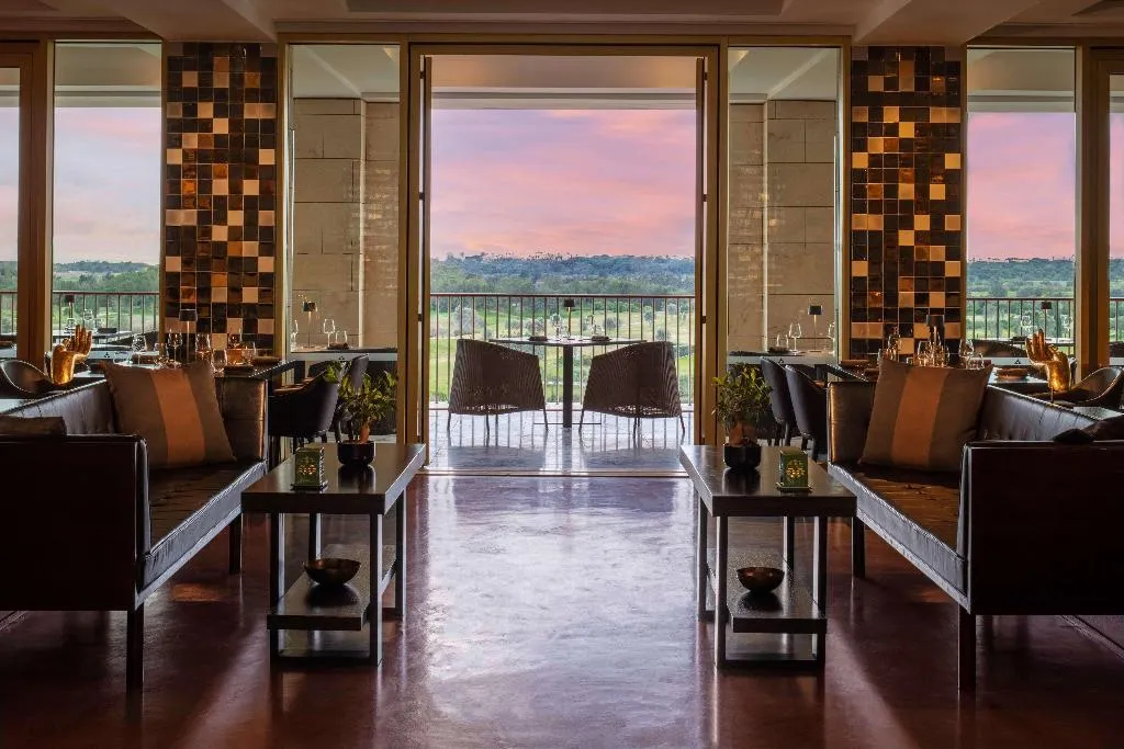 Restaurant, Victoria Golf Resort and Spa Managed by Accor, Algarve