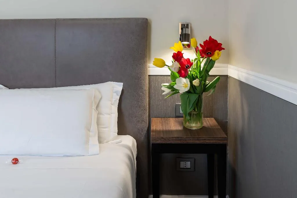 Double or Twin STANDARD Room, Fragrance St Peter Hotel, Rome