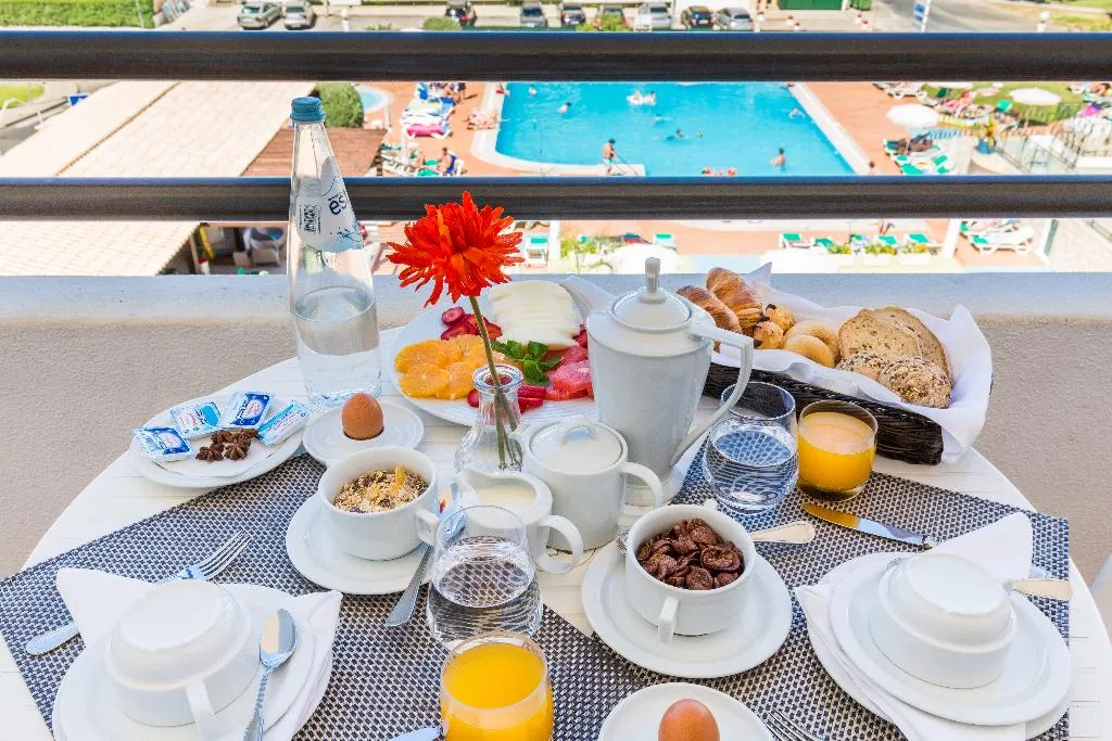Terrace, Luna Hotel da Oura, Algarve
