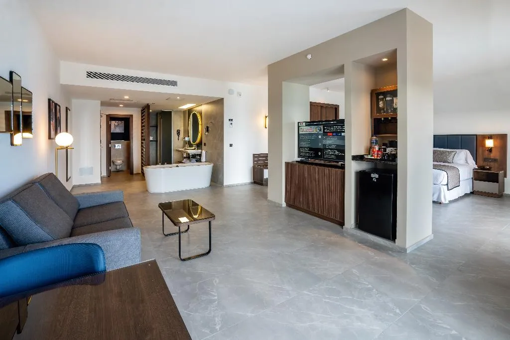 SUITE OCEAN VIEW Room, Riu Palace Kukulkan - Adults Only - All Inclusive, Cancun Area