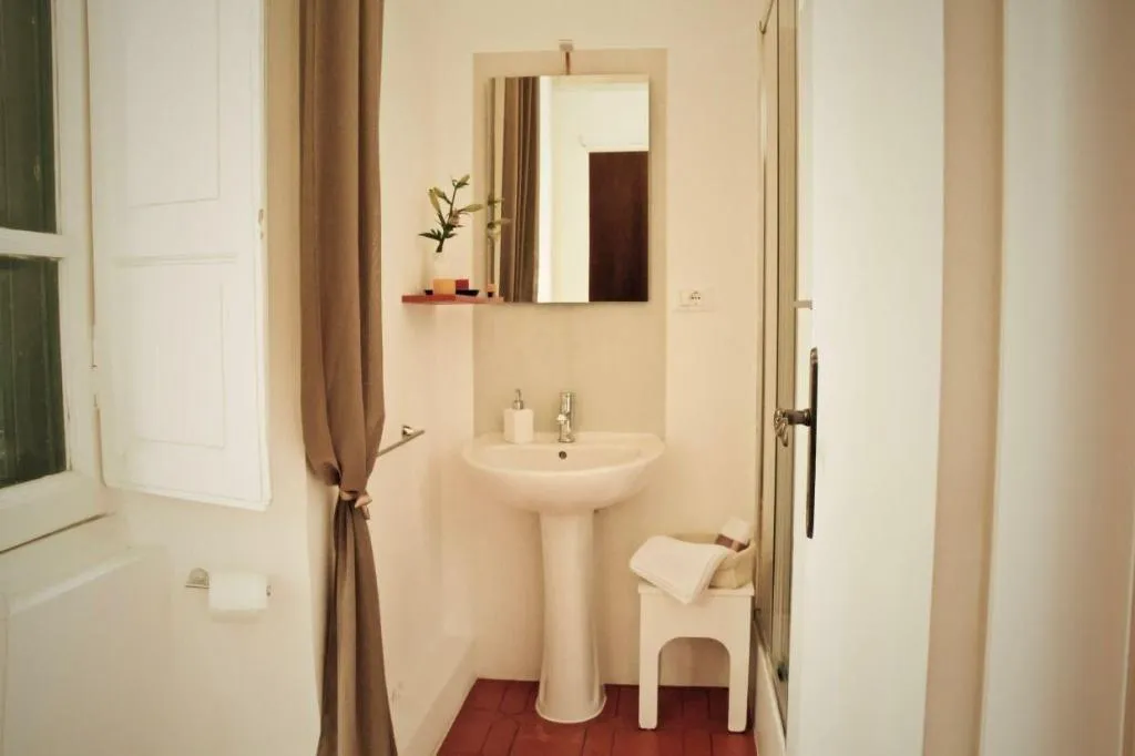 Room, Il Tempio Di Morfeo, Rome