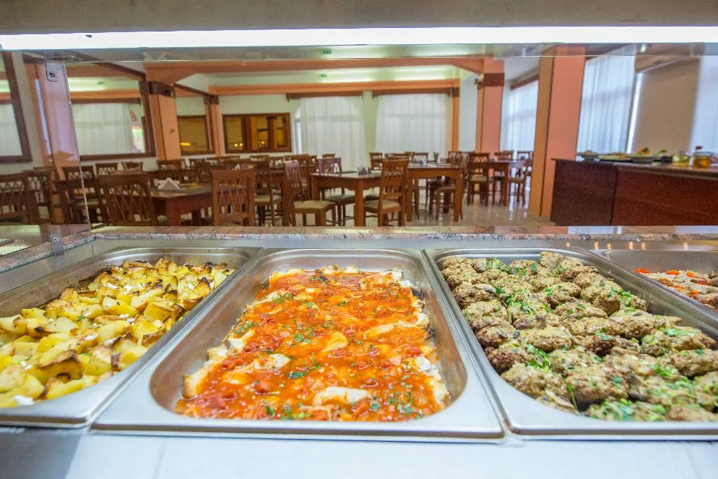 Restaurant, Silver Beach Hotel and Annexe Apartments, Corfu