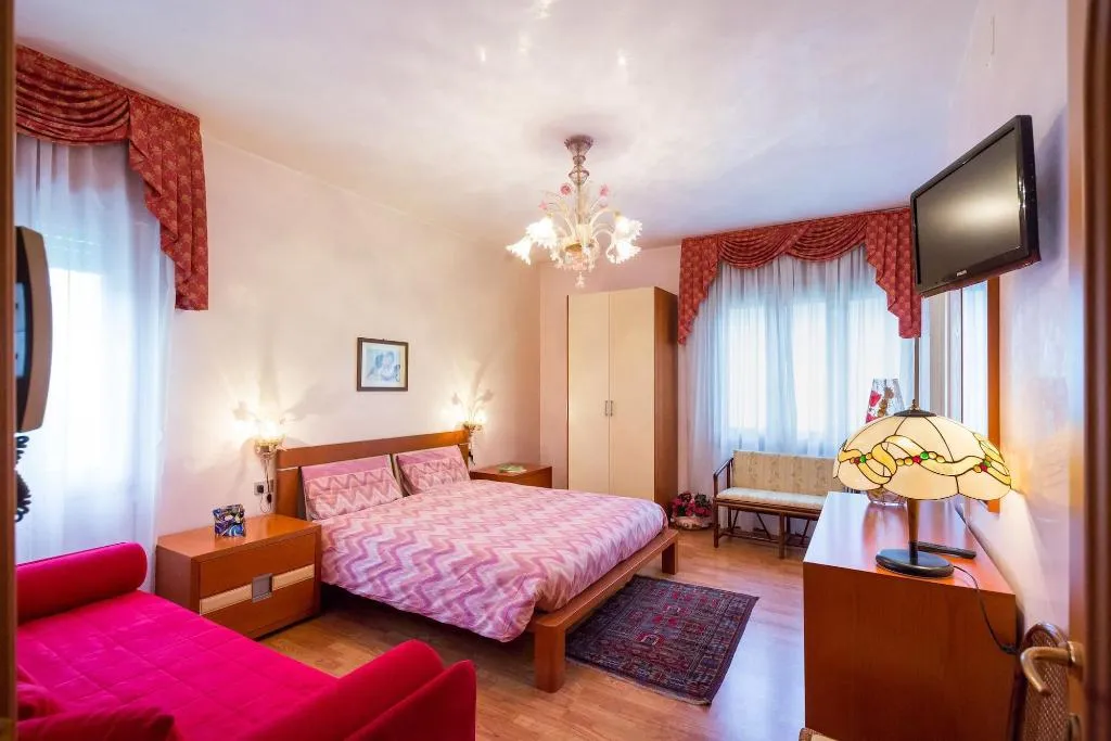 Room, Hotel Fabrizio, Venice