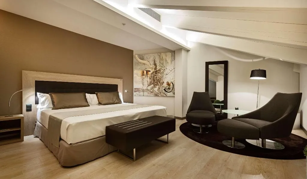 Room, Catalonia Plaza Mayor, Madrid