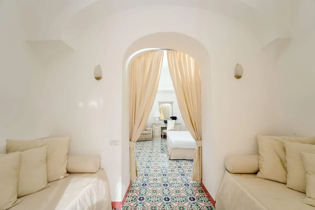 TRIPLE COMFORT Room, Hotel Syrene Capri, Naples