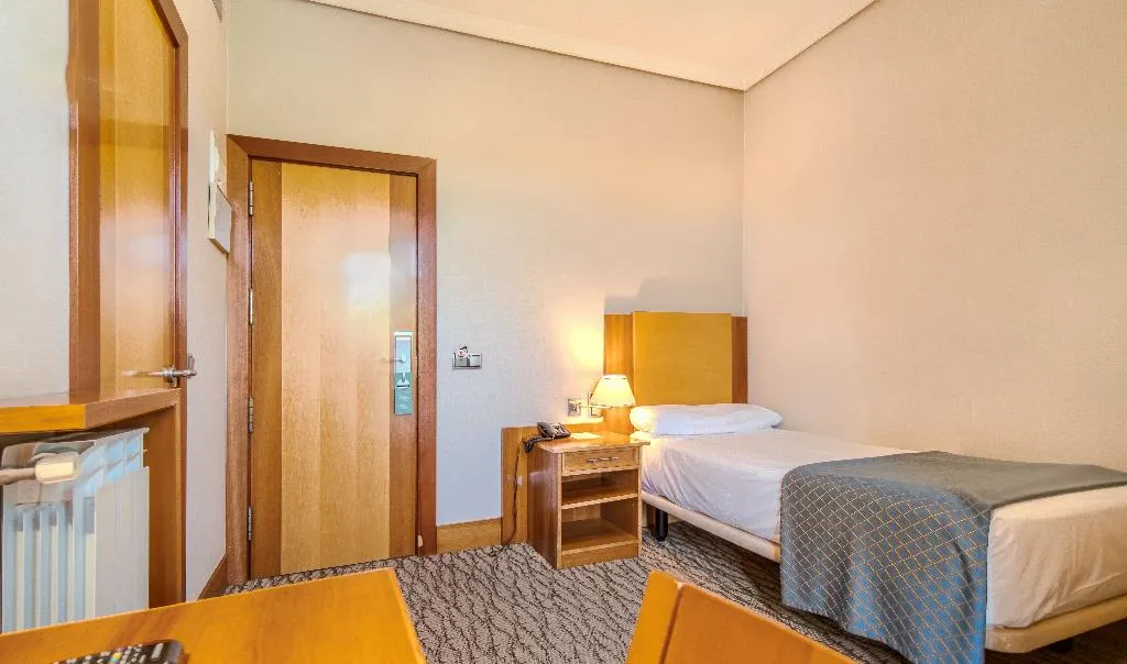 SINGLE STANDARD Room, ITC Mora by Soho Boutique, Madrid