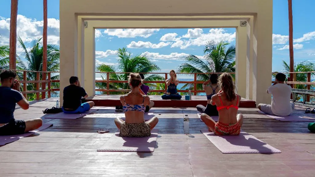 Sports and Entertainment, The Pyramid Cancun by Oasis, Cancun Area