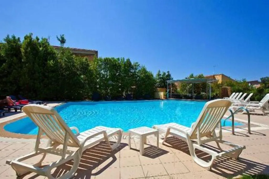 Pool, Ariadimari, Alghero