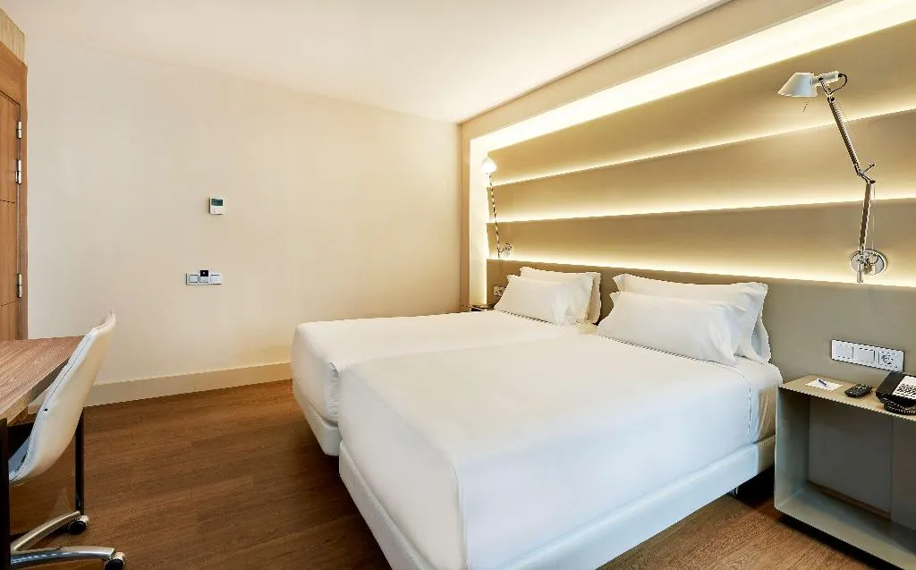 DOUBLE SINGLE USE STANDARD Room, NH Sants Barcelona, Barcelona
