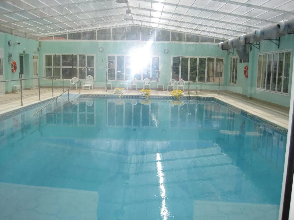 Pool, Sierra Luz, Seville